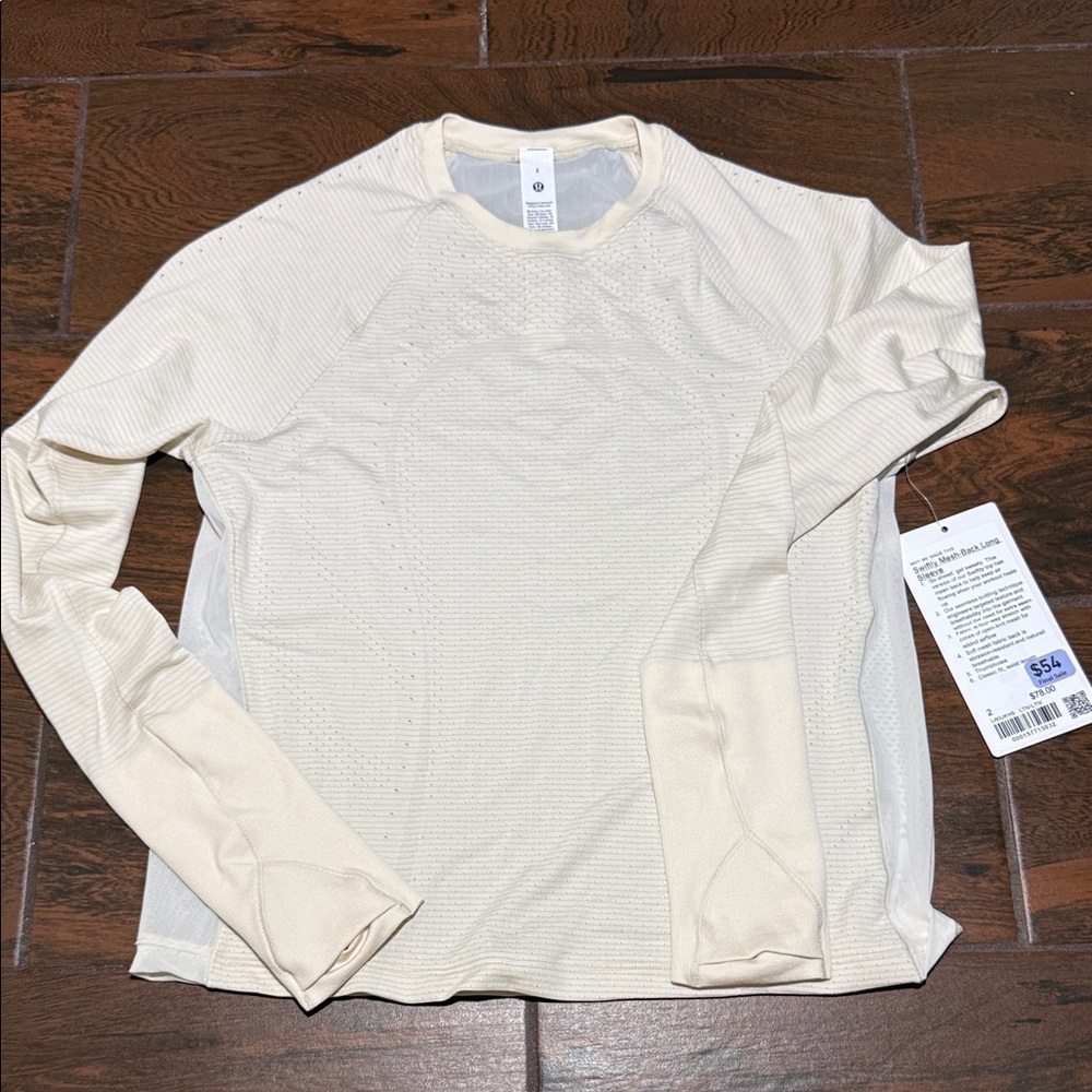 Lululemon Athletica Beige Textured Long Sleeve swiftly mesh back Top